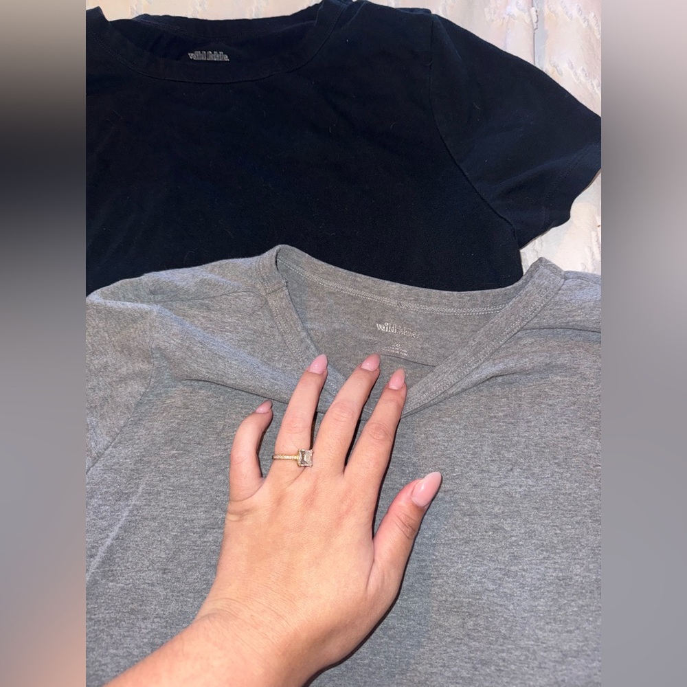 2 Pack Basic Crop Tees - Picture 2 of 8
